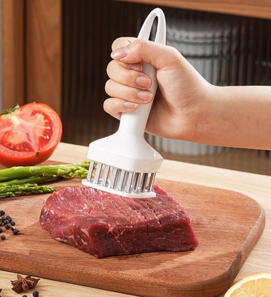 🥩 50% DE RÉDUCTION 🎁 Attendrisseur à viande aiguilles inox – 20 lames rétractables & qualité alimentaire – Parfait pour steak, poulet, BBQ, cuisine ou plein air – attendrit sans écraser 🔪