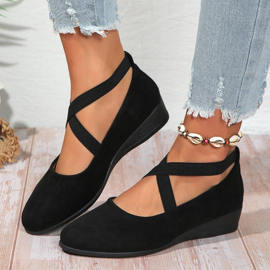 ❤️Offre à durée limitée : 50 % de réduction sur les chaussures à talons bas et compensées, qui dégagent un charme élégant.