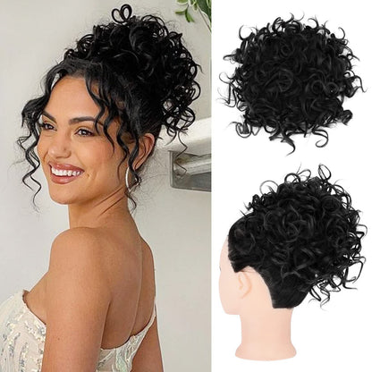 Chignon court bouclé avec cordon de serrage élastique